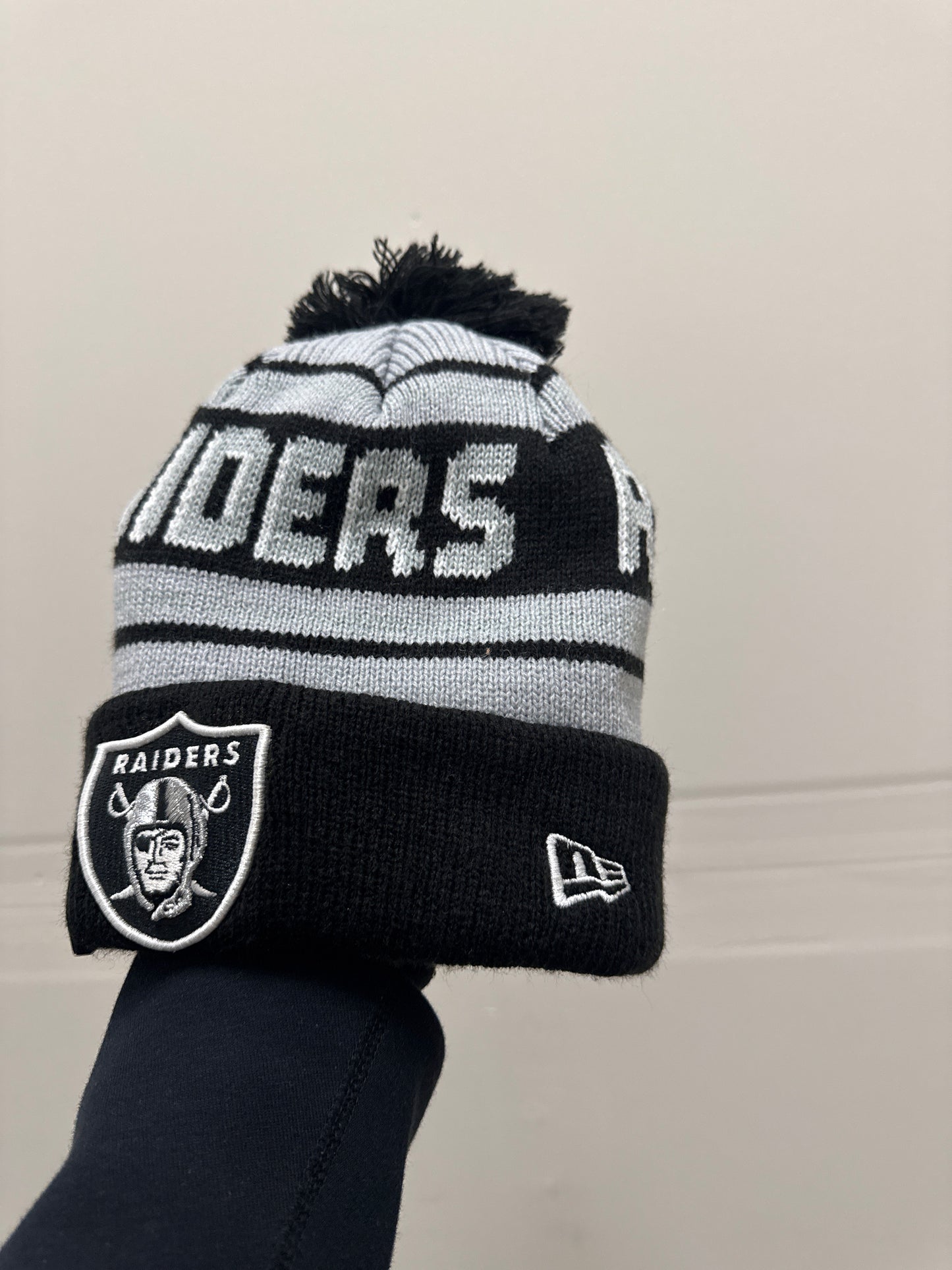 Raiders New Era Classis Beanie