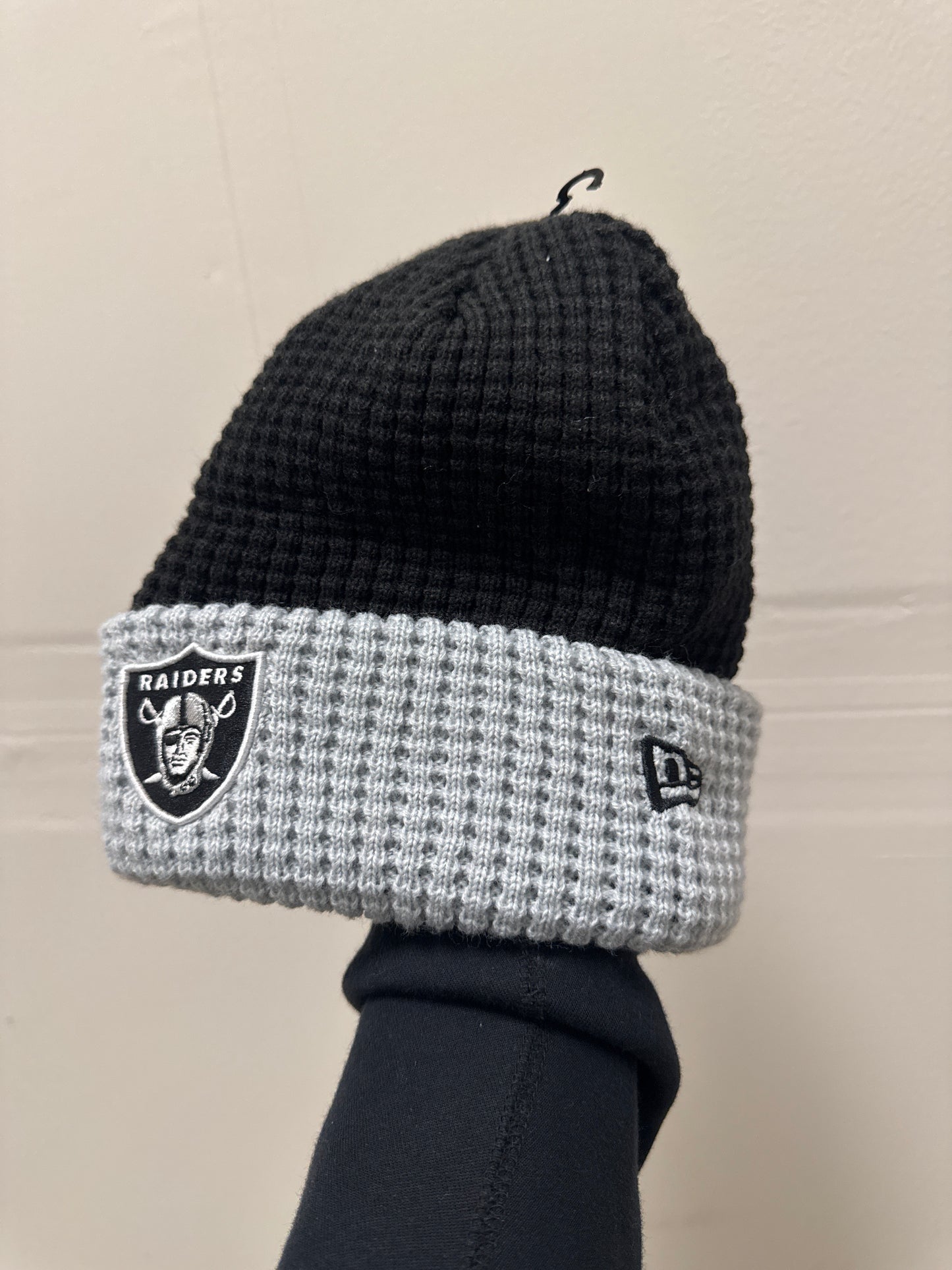 Raiders New Era Classic Beanie