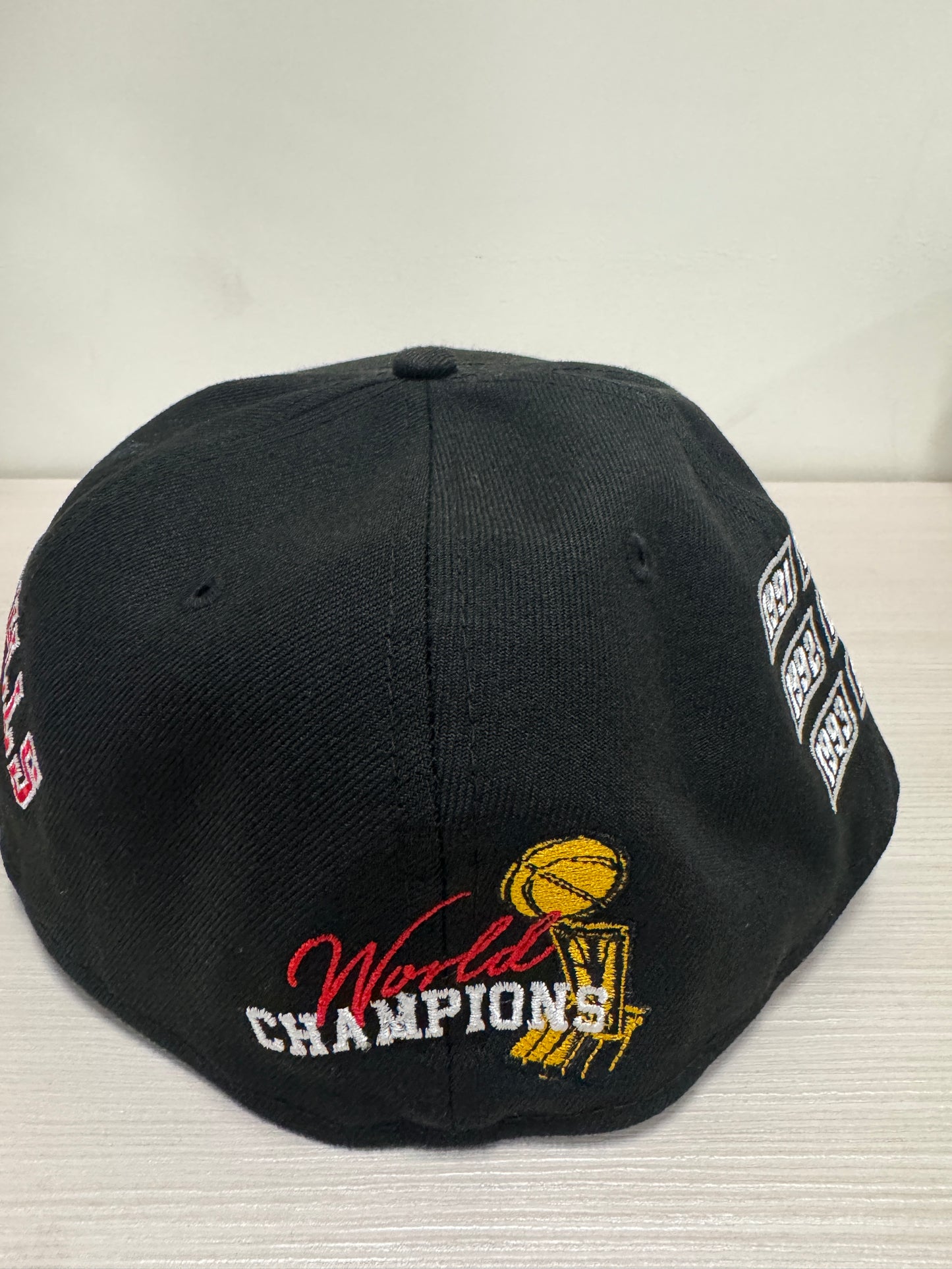 Chicago Bulls New Era Fitted Hat