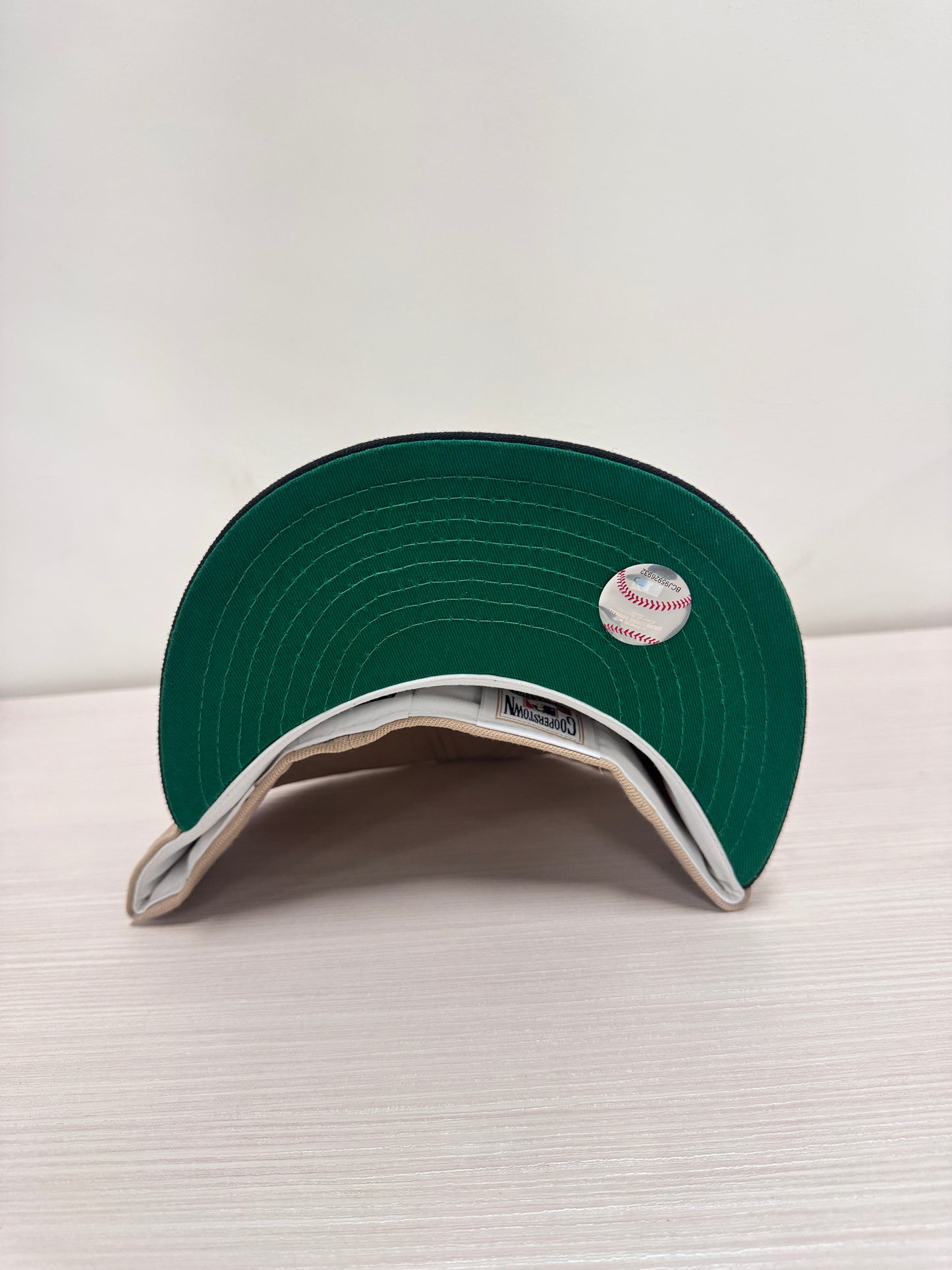 San Francisco Giants Fitted New Era Exclusive Hat